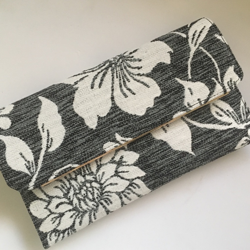 Clutch Bag - Picture 3 of 4